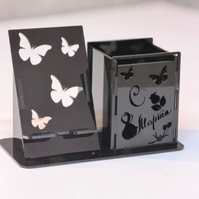 WhatsApp Image3 2026-04-12 at 11.32.17 AM منظم مكتب ملكي 2 في 1 (حامل جوال + مقلمة) - أسود فاخر.